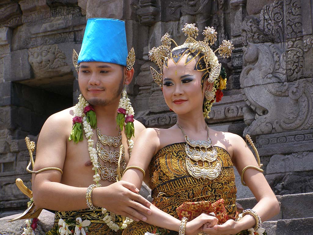 483 - Giava tempio Candi Plaosan Lor - Indonesia