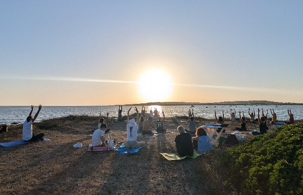 QUANDO LO YOGA <BR> SI FA IN SARDO 