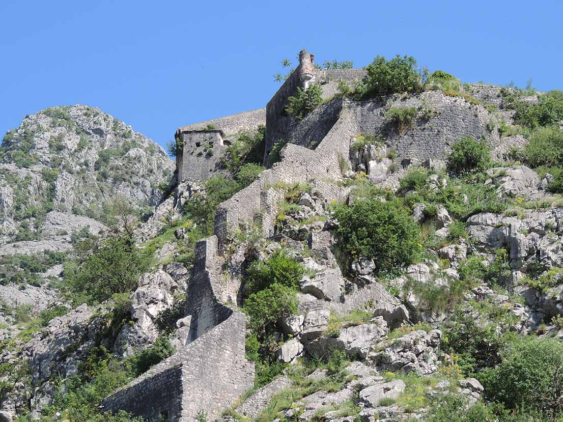 1022 - Rovine della fortezza di San Giovanni a Cattaro - Montenegro