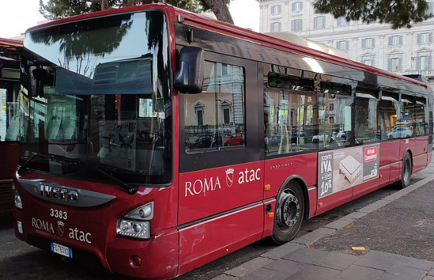 ROMA, IN PERIFERIA <BR> ARRIVA IL BUS A CHIAMATA