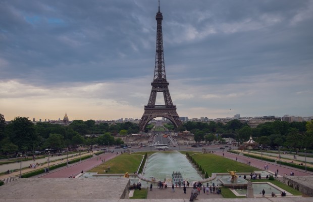 TORRE EIFFEL EVACUATA <BR> PER UN CORTOCIRCUITO