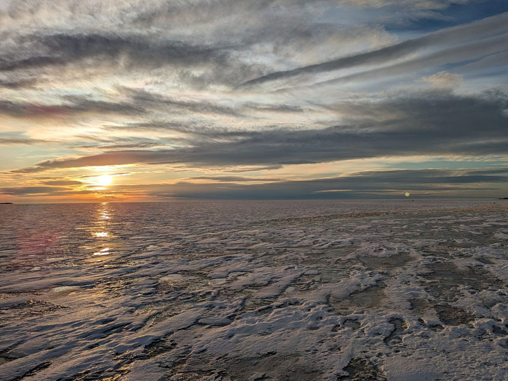 Mare ghiacciato a Kemi in Lapponia - Finlandia