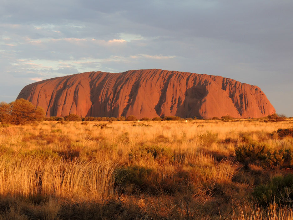 149 - Uluru la montagna sacra degli aborigeni - Australia