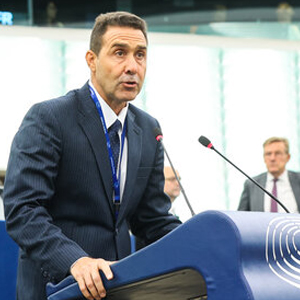 Lega MEP Vannacci suspended for 11 months from the Army