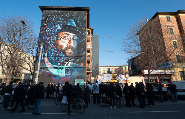 A BOLOGNA MURALES <br> PER LUCIO DALLA 