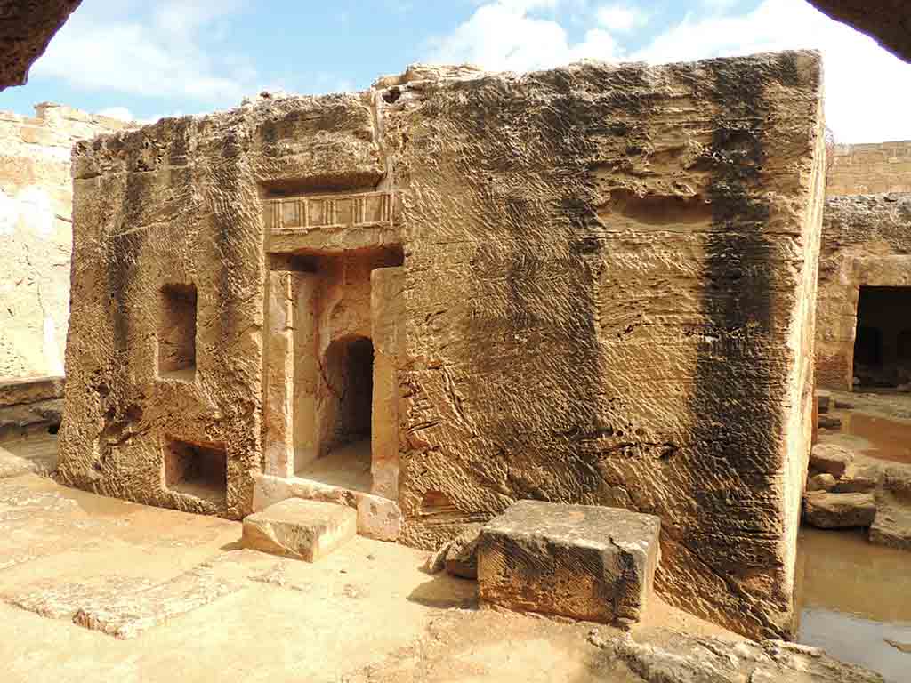 247 - Paphos tombe dei re