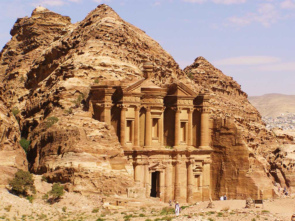 274 - Petra il Monastero scavato nella roccia