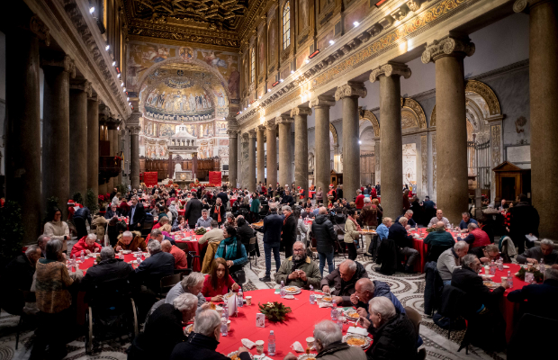 SANTâEGIDIO: UN PRANZO <br> PER 80MILA PERSONE