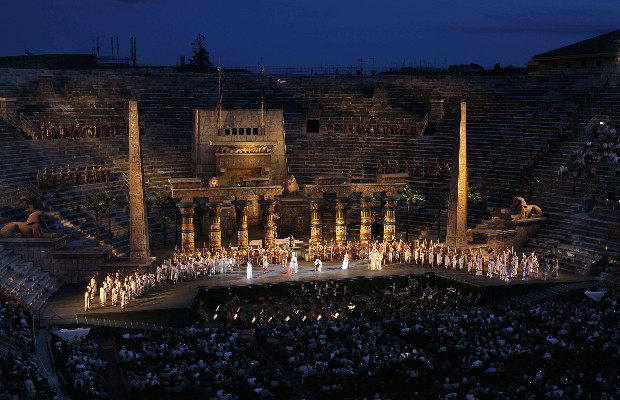 UNA STORICA AIDA <BR> ALLâARENA DI VERONA