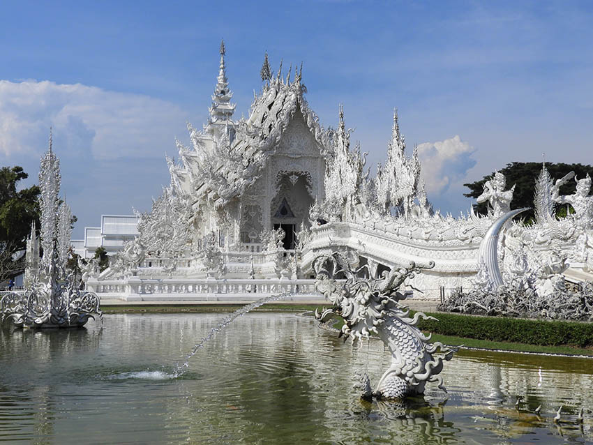 1094 - Tempio bianco a Wat Pong Khun - Thailandia